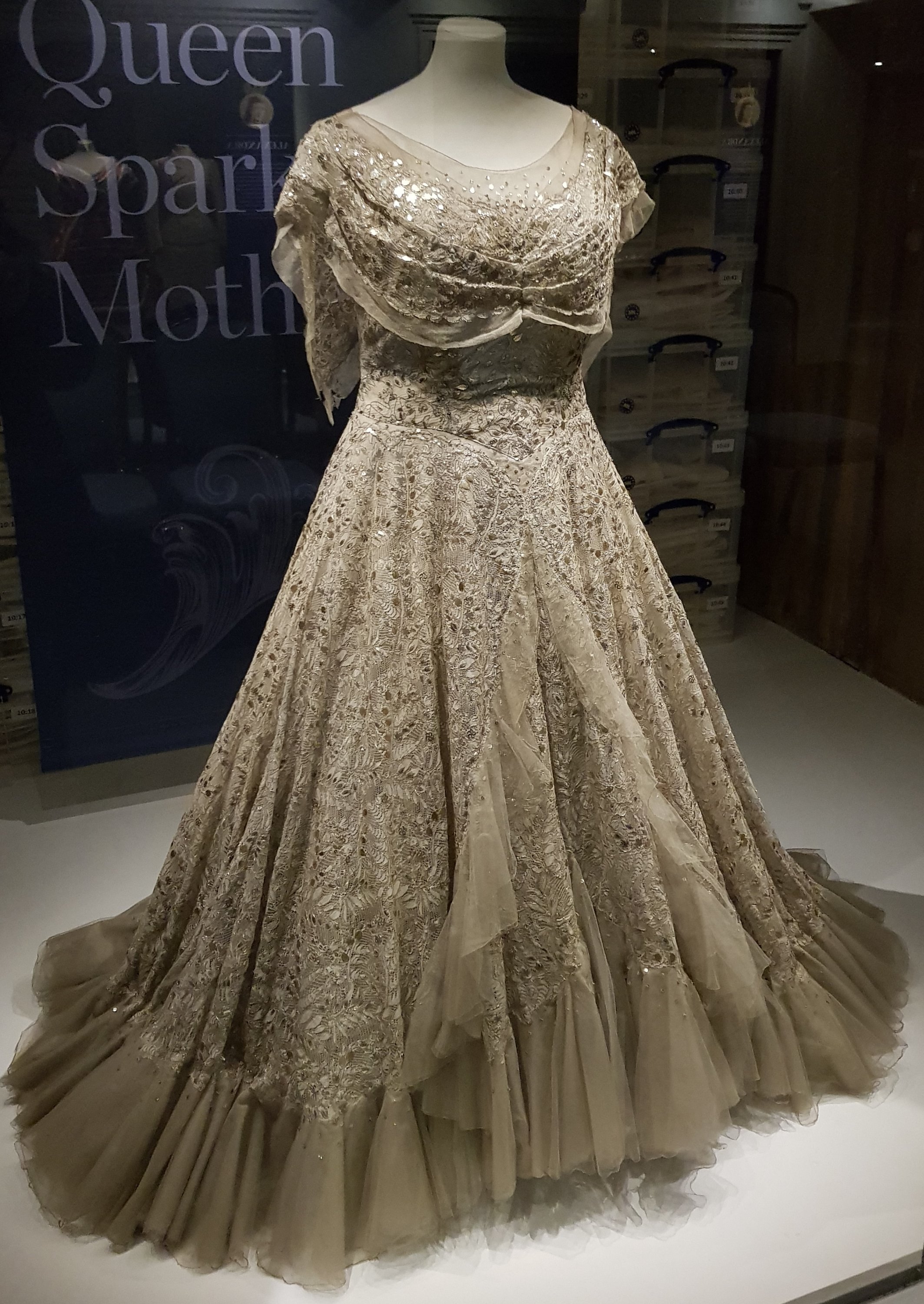 The Fashion Museum, Bath: Royal Women – HistorianRuby: An